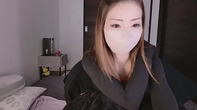 Snapshot of miRei- chatting on January 14, 2025, 10:59 am miRei- online show from January 14, 2025, 10:59 am