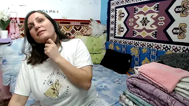 AdelineBlueEyes online show from November 15, 2025, 11:47 am