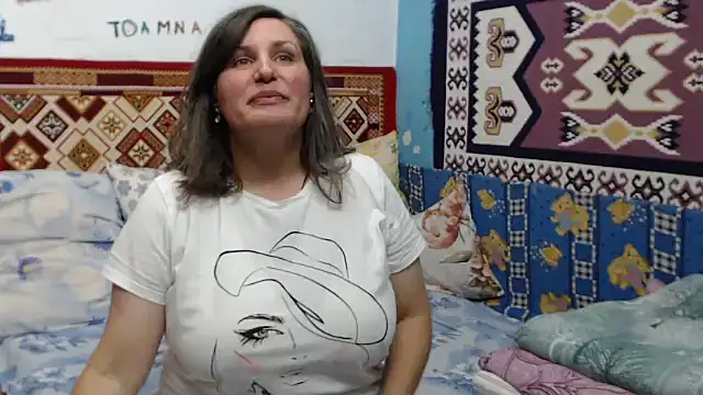 AdelineBlueEyes online show from October 1, 2025, 11:25 am