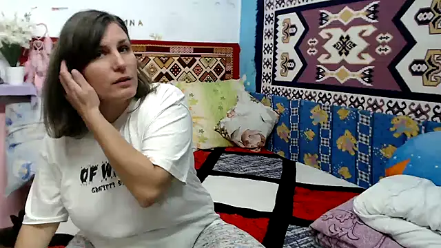 AdelineBlueEyes online show from October 19, 2025, 9:23 am