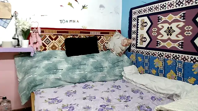 AdelineBlueEyes online show from November 27, 2025, 10:37 am