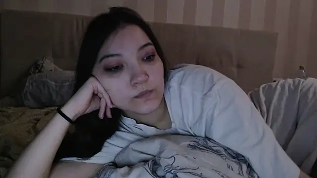 Snapshot of AlisaDevis chatting on May 10, 2026, 12:09 pm AlisaDevis online show from May 10, 2026, 12:09 pm