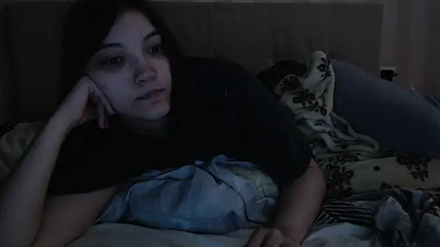 Snapshot of AlisaDevis chatting on May 3, 2026, 6:07 am AlisaDevis online show from May 3, 2026, 6:07 am