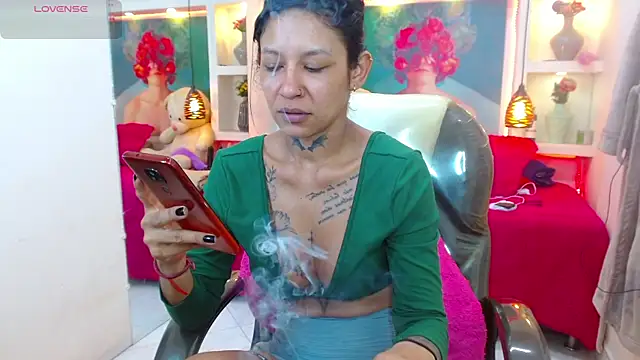 Snapshot of lorenapinto chatting on October 30, 2025, 8:50 pm lorenapinto online show from October 30, 2025, 8:50 pm