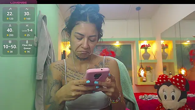 Snapshot of lorenapinto chatting on May 30, 2026, 6:02 pm lorenapinto online show from May 30, 2026, 6:02 pm