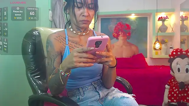 Snapshot of lorenapinto chatting on May 16, 2026, 1:59 am lorenapinto online show from May 16, 2026, 1:59 am