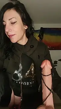 Snapshot of freyamoret chatting on February 20, 2026, 4:20 am freyamoret online show from February 20, 2026, 4:20 am