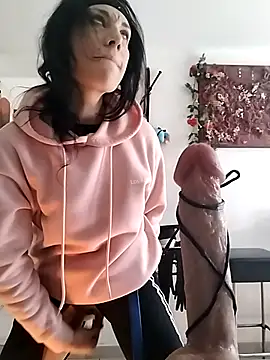 freyamoret online show from March 1, 2025, 11:50 am