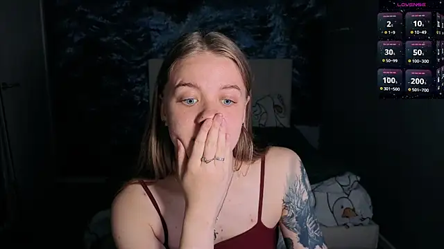 Snapshot of candy_maggie chatting on May 31, 2026, 5:40 pm candy maggie online show from May 31, 2026, 5:40 pm