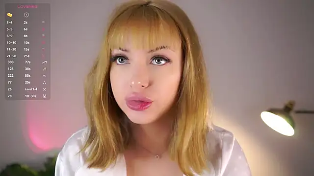 Snapshot of KateDolphin chatting on November 13, 2025, 5:06 pm KateDolphin online show from November 13, 2025, 5:06 pm