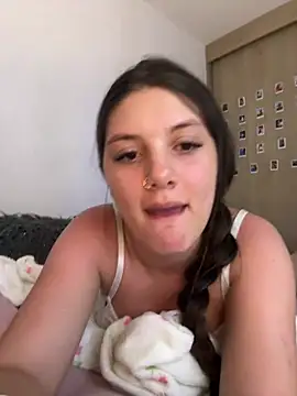 Snapshot of EmilyS__ chatting on March 14, 2025, 7:37 am EmilyS   online show from March 14, 2025, 7:37 am