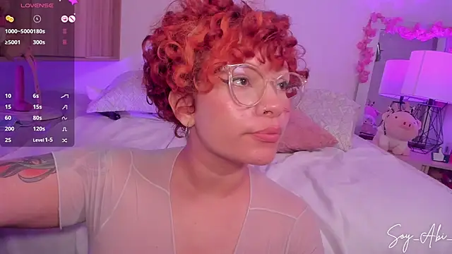 soy abi  online show from March 21, 2025, 4:17 am