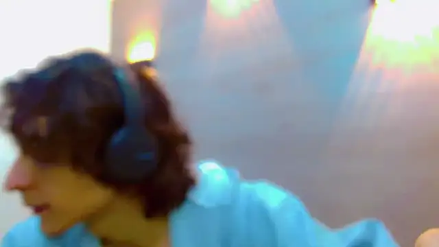 Sr BonnyEthan online show from October 6, 2025, 2:07 pm