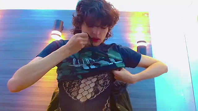 Sr BonnyEthan online show from April 8, 2026, 1:01 pm