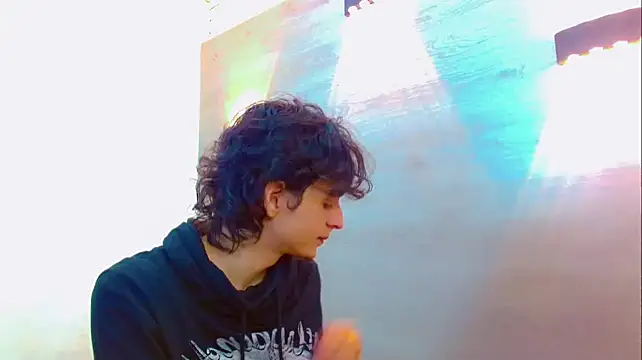 Snapshot of Sr_BonnyEthan chatting on January 15, 2026, 1:58 pm Sr BonnyEthan online show from January 15, 2026, 1:58 pm