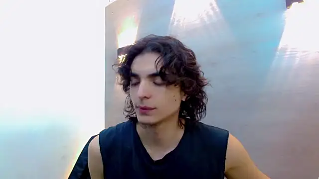 Sr BonnyEthan online show from October 4, 2025, 1:45 pm