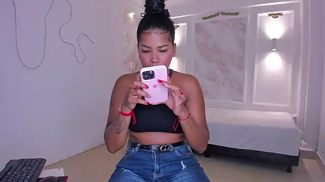 Snapshot of NastassjaCandy chatting on October 15, 2025, 7:00 pm NastassjaCandy online show from October 15, 2025, 7:00 pm