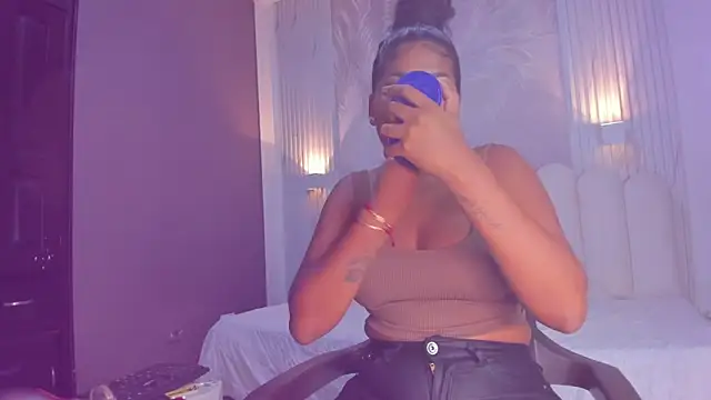 NastassjaCandy online show from March 5, 2026, 7:43 pm