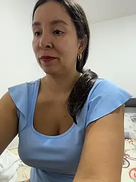emely sexx20 online show from June 23, 2026, 1:58 am