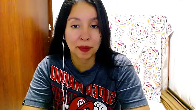 Snapshot of emely_sexx20 chatting on February 27, 2025, 11:15 pm emely sexx20 online show from February 27, 2025, 11:15 pm