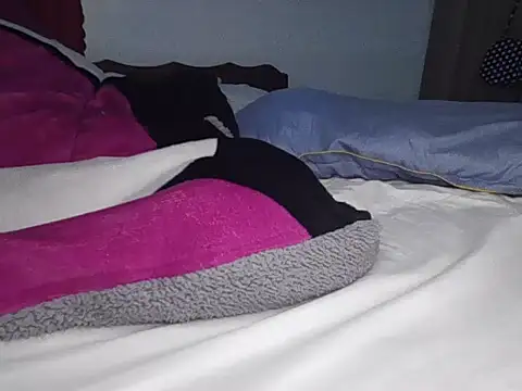 Snapshot of Mayah19 chatting on February 27, 2026, 7:03 pm Mayah19 online show from February 27, 2026, 7:03 pm