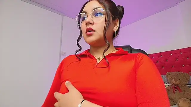 ashlei  online show from February 20, 2026, 11:28 pm