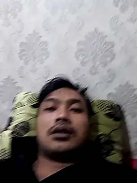 jojokom99 online show from February 23, 2026, 3:56 pm