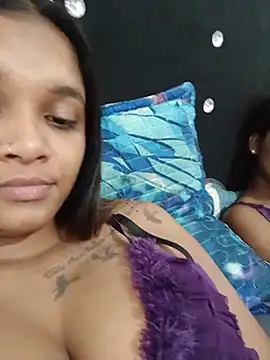 Indianqueen03 online show from July 4, 2026, 5:28 pm
