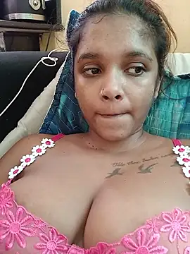 Snapshot of Indianqueen03 chatting on June 10, 2026, 12:28 pm Indianqueen03 online show from June 10, 2026, 12:28 pm