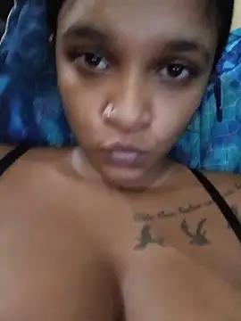 Snapshot of Indianqueen03 chatting on May 27, 2026, 5:31 pm Indianqueen03 online show from May 27, 2026, 5:31 pm