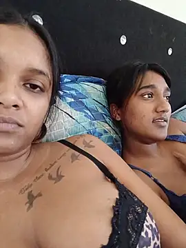 Indianqueen03 online show from July 22, 2026, 12:29 pm