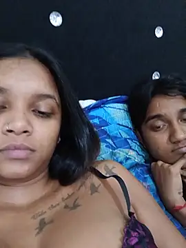 Indianqueen03 online show from July 19, 2026, 4:32 am