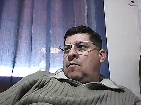 karatecobrakay2012 online show from July 2, 2026, 10:43 am