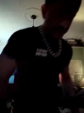 Snapshot of Tony_Torrente chatting on February 11, 2026, 9:47 pm Tony Torrente online show from February 11, 2026, 9:47 pm