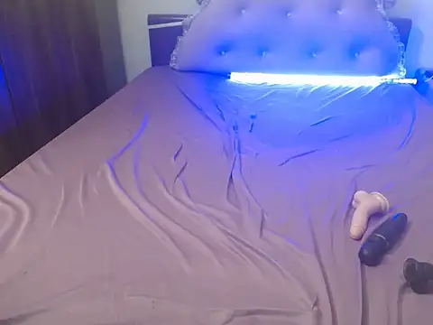 Mochi Soft online show from March 15, 2025, 10:00 pm