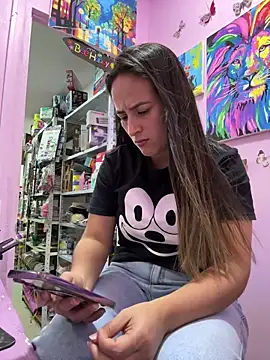 Snapshot of Rousse92 chatting on April 1, 2026, 11:45 pm Rousse92 online show from April 1, 2026, 11:45 pm