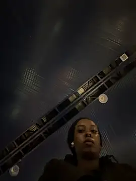 Your Paris online show from May 18, 2026, 2:44 am