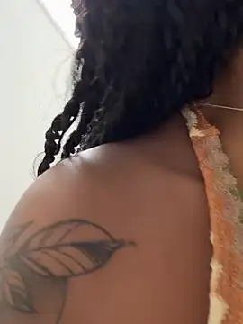 Your Paris online show from April 13, 2026, 12:53 pm