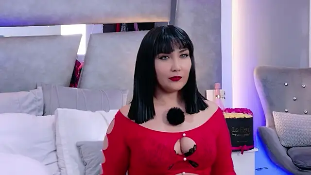 Evangeline Taylorr online show from April 10, 2026, 7:43 pm