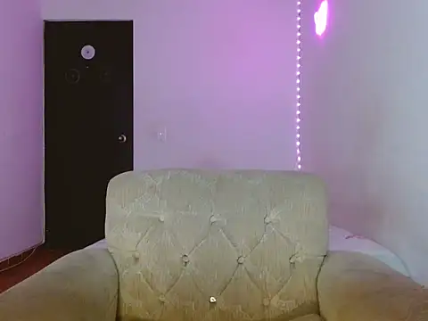 Snapshot of lucydreamm chatting on January 17, 2026, 12:58 am lucydreamm online show from January 17, 2026, 12:58 am