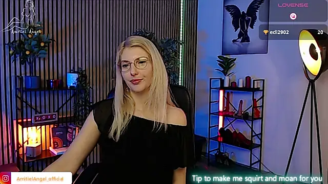 Amitiel Angel online show from March 2, 2025, 7:08 pm