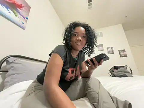 magicalc00ch online show from April 28, 2026, 1:15 am