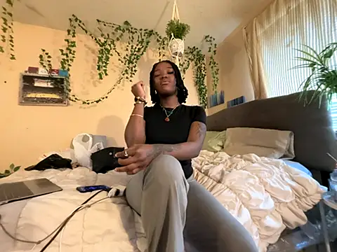 magicalc00ch online show from October 23, 2025, 10:08 pm