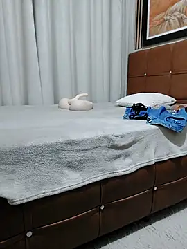 AdrienneLopes online show from March 6, 2026, 12:55 pm