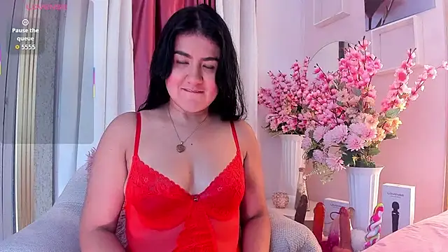 scarlet fostt  online show from November 20, 2025, 1:45 pm