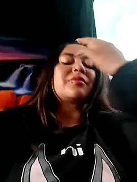 Cristal  04 online show from October 24, 2025, 5:23 pm