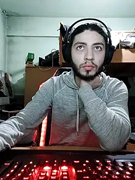 kleineid77 online show from February 9, 2026, 4:49 pm