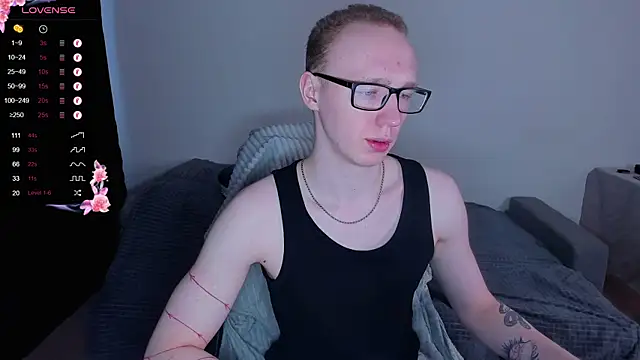 Snapshot of Alex_silents chatting on March 2, 2026, 2:56 am Alex silents online show from March 2, 2026, 2:56 am