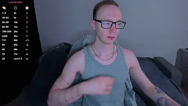 Snapshot of Alex_silents chatting on March 4, 2026, 2:30 am Alex silents online show from March 4, 2026, 2:30 am