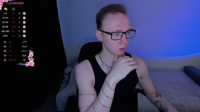 Snapshot of Alex_silents chatting on September 28, 2025, 10:00 am Alex silents online show from September 28, 2025, 10:00 am